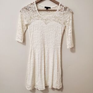 Off-White Lace Mid-Sleeve Dress (S)
